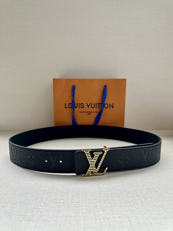 激安ルイヴィトンベルト着用イメージ